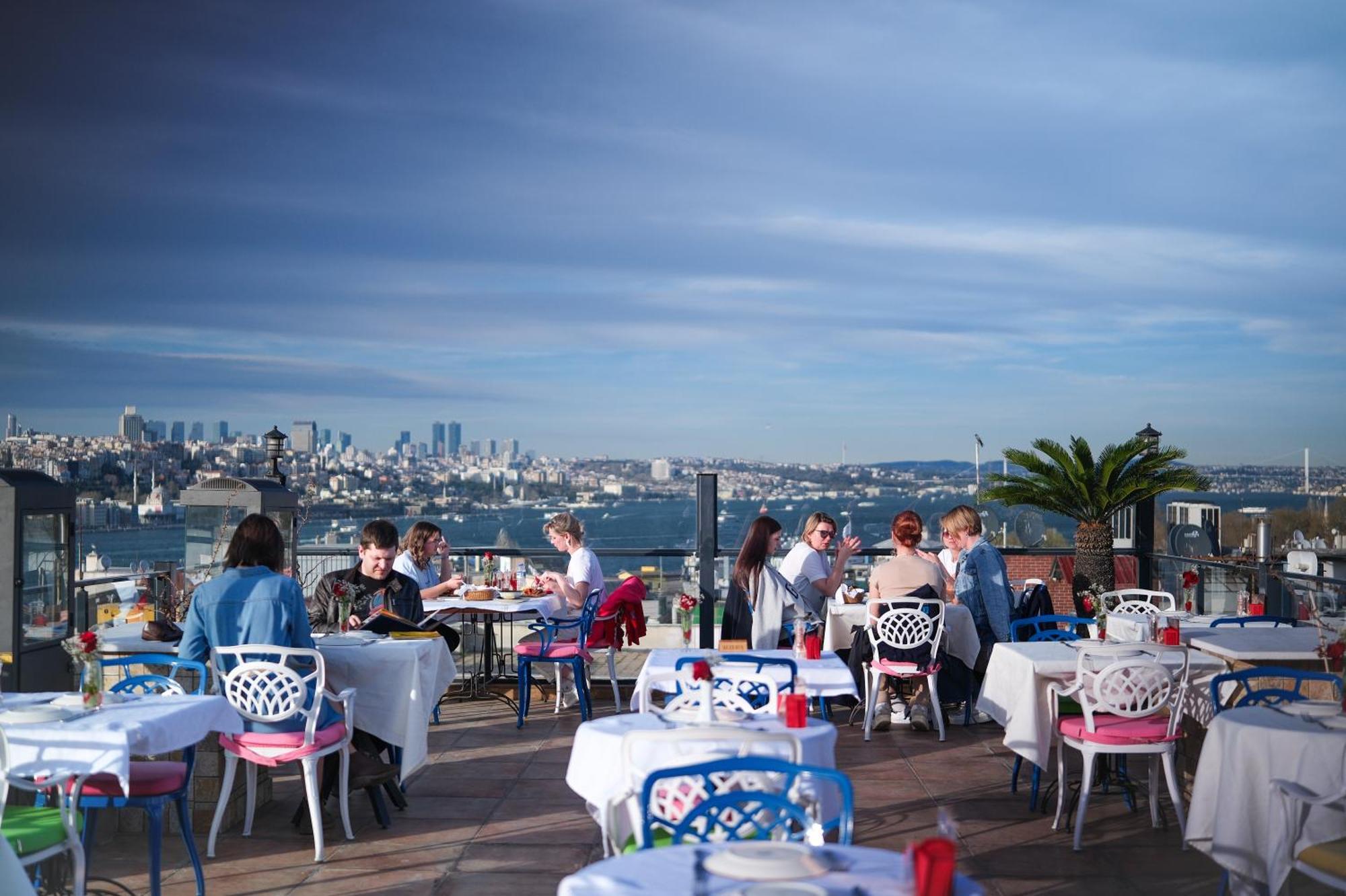 Raymond Blue Hotel, Istanbul